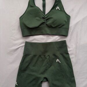 Oner Active Green Sports Bra and Leggings Set